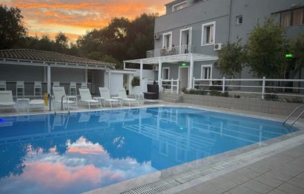 Lakis Sea View – Ipsos