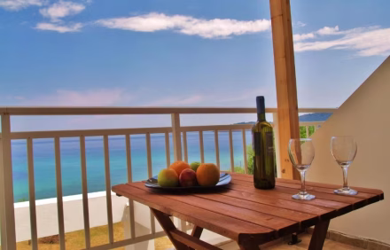 MARANTON BEACH HOTEL 4* – KINIRA