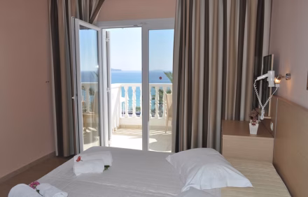HOTEL ANTONIOS 3* – LIMENARIA