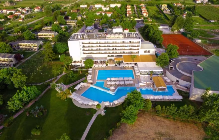 OLYMPIAN BAY RESORT 4* – LEPTOKARIA