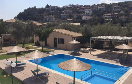 RANIA STUDIOS 2* – LEFKADA