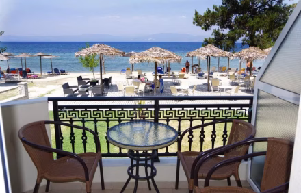 SUNRISE BEACH HOTEL 3* – SKALA RACHONI